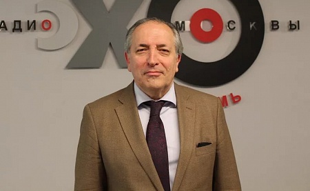 Андрей Колесников